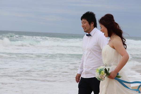 Ichoro & Kotoe  beautyful couple at Kekaha Beach Kauai, married, Hawaii, fun, beach shooting, love