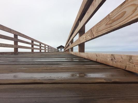 Waimea ❤️❤️❤️ The pier at Waimea beach after a rain. A nice place for a walk and pictures... also for a romantic place to watch the sunset... 