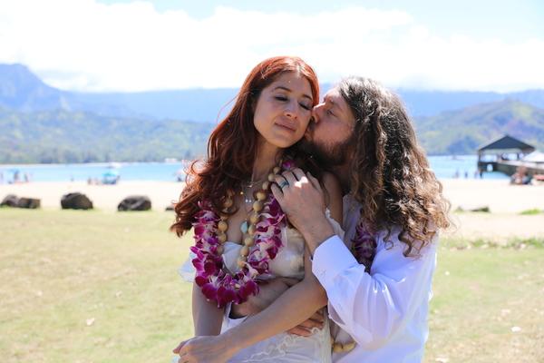 Wedding Hanalei pier Kauai Hawaii with beautiful bride in here white weddingdress.
Weddings today are highly personalized, reflecting the individuality of the couple. Themes, Destination and unique rituals are now commononplace.
