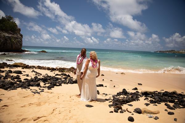 Destination Wedding photography Kauai, Hawaii